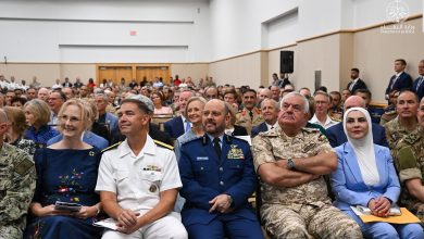 الرويلي يحضر مراسم تسليم قيادة "سنتكوم" في فلوريدا 6 0 123