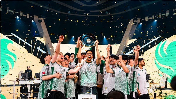 الفرق السعودية تتألق في كأس العالم للرياضات الإلكترونية 2025 1 0 268