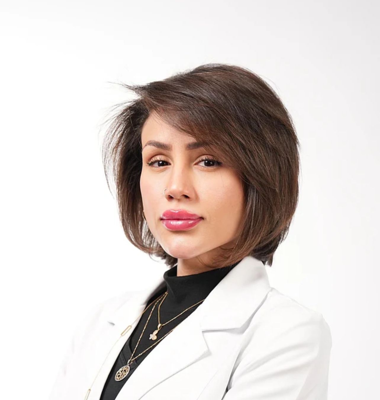 د. مرام ماجد شعث تعود إلى عملها بعد إجازة مرضية مدتها شهرين . 1 0 2806