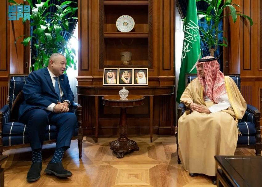 الجبير يبحث مع سفير تونغا العلاقات الثنائية 1 0 2994