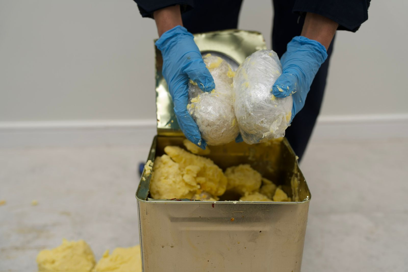 "زاتكا" تُحبط محاولة تهريب 269 ألف حبة من الإمفيتامين المخدر 1 0 3058