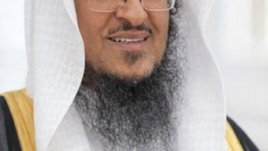 الشيخ عبدالعزيز بن سليمان بن نوفل يصدر كتابه «أسباب الشفاء» بعد مسيرة علمية وتجربة تتجاوز 32 عاماً في الرقية الاحتسابية 1 0 3192