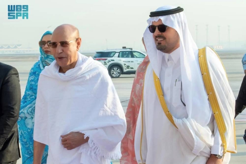 الرئيس الموريتاني يصل جدة في طريقه لأداء العمرة 1 1 190