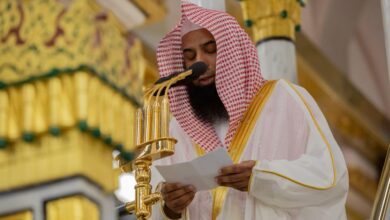 خطيب المسجد النبوي الشيخ صلاح البدير: سارعوا إلى التوبة فرحمة الله واسعة واستعدوا للآخرة بالعمل الصالح. 10 1 280