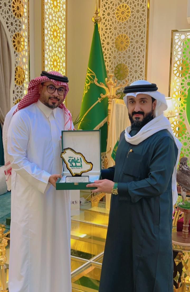 رجال المواقف.. ورموز الوفاء للوطن 1 1 3859