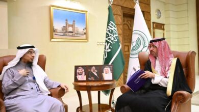 محافظ جدة يستقبل وفد "ابتسم" ويطّلع على مبادراتها ومشاريعها الوقفية 3 1 4005