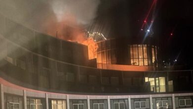 "حريق ضخم يلتهم المقر السابق لهيئة الإذاعة البريطانية في لندن" 2 1 44