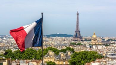 تصويت حاسم في البرلمان الفرنسي يهدد بسقوط حكومة بايرو 2 1 47