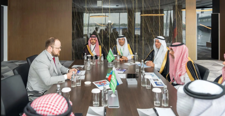 وزير الصناعة يبحث توسيع آفاق الشراكات الاستثمارية مع كبرى الشركات الروسية 1 10 71