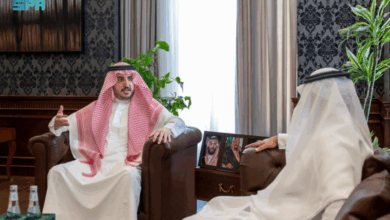 أمير الجوف يستقبل المواطن "الدرعان" صاحب مبادرة رسم أكبر جدارية بالمنطقة تجسد القيادة 5 10 87