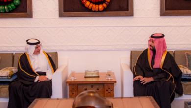 ولي العهد يبحث مع ولي عهد البحرين تعزيز العلاقات التاريخية وفرص التعاون المشترك في الدرعية 12 11 122