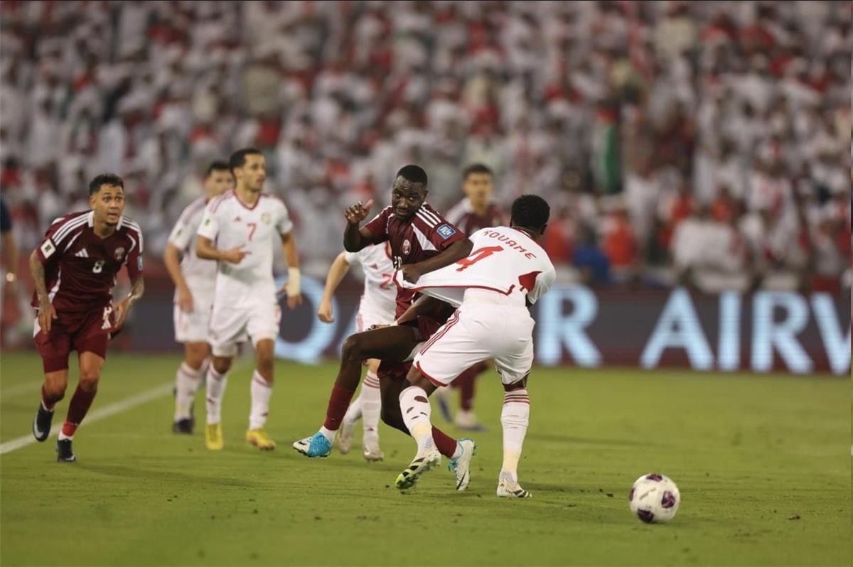 قطر تتفوق على الإمارات بثنائية وتتأهل رسميًا إلى مونديال 2026 1 2 1615