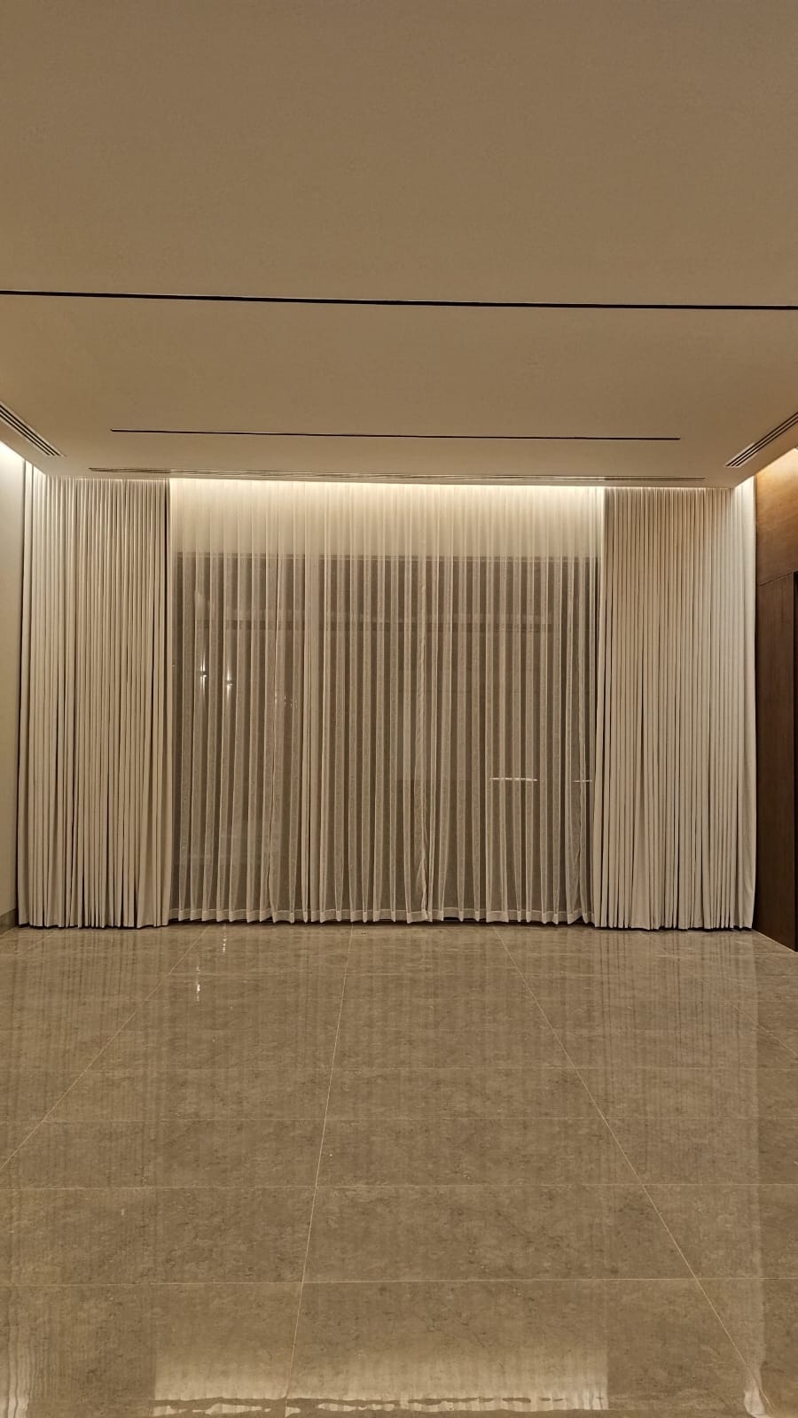 ستاريا ترتقي بحلول الستائر المودرن والذكية في الرياض إلى مستوى جديد من الفخامة 3 2 1661