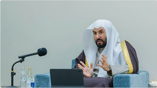 وزير العدل يطلع على سير العمل في المرافق العدلية بمنطقة المدينة المنورة 1 2 289