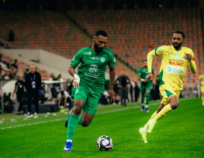 "هاتريك" إيفان توني يقود الأهلي لقلب الطاولة على الخليج وانتزاع وصافة دوري روشن 1 22 116