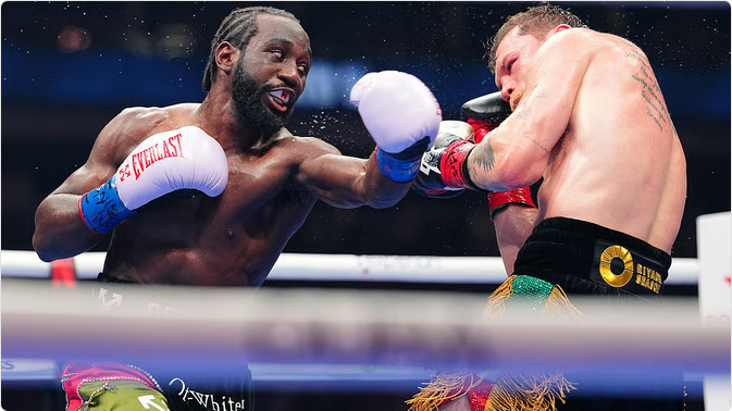 تيرينس كروفورد يهزم كانيلو ألفاريز ويُتوَّج بطلاً بلا منازع أمام 70 ألف متفرج في لاس فيغاس 1 222 76