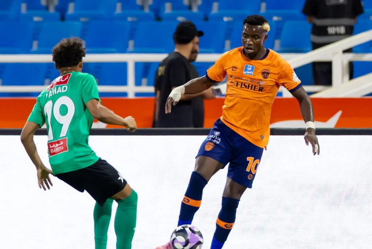 الفيحاء يقلب الطاولة على النجمة بثنائية متأخرة في "روشن" 1 222 80