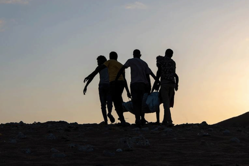 8 قتلى و22 مفقودًا في حادث غرق مأساوي قبالة سواحل جيبوتي 1 2422700