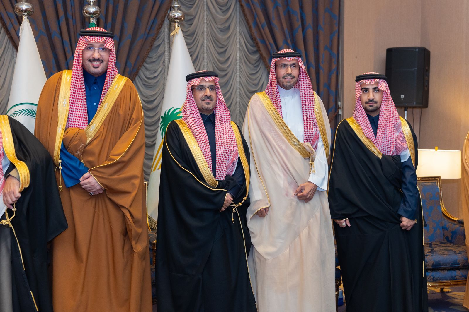 نائب أمير الرياض يشرف حفل زواج نجل الشيخ سعود بن نومه بالرياض 3 3 3169