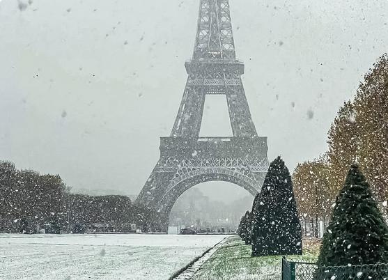 ثلوج باريس تشل حركة النقل.. ازدحامات قياسية وإلغاء 15% من الرحلات الجوية 1 33 125