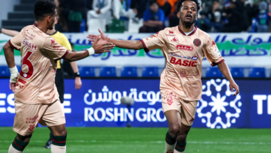 الخلود يُكشر عن أنيابه ويمطر شباك الفتح بخماسية مدوية في ليلة تألق "إنريكي" 5 33 126