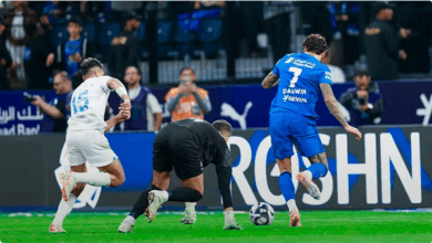 الهلال ينتصر بالعزيمة: ثنائية ثمينة تهزم الفتح رغم النقص العددي 6 333 102