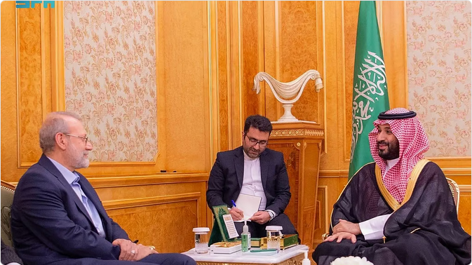 ولي العهد يستقبل الأمين العام لمجلس الأمن القومي الإيراني 1 444 84