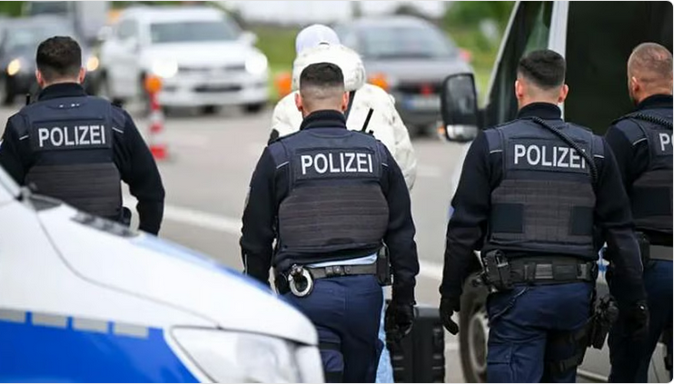 جثة وإصابة في ميونيخ بعد سماع دوي انفجارات وإطلاق نار.. الشرطة تُغلق المنطقة 1 444 87