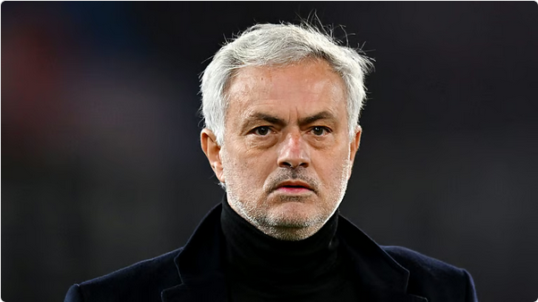 "فنربخشة ينهي علاقته بجوزيه مورينيو بعد خيبة أمل أوروبية" 1 5 327