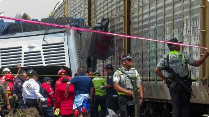 اصطدام قطار بحافلة في المكسيك يخلّف 10 قتلى و41 مصابًا 1 55 106