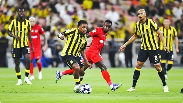 صدمة آسيوية للاتحاد: شباب الأهلي دبي يُسقط "العميد" بهدف ويجمّده عند صفر من النقاط 1 555 90