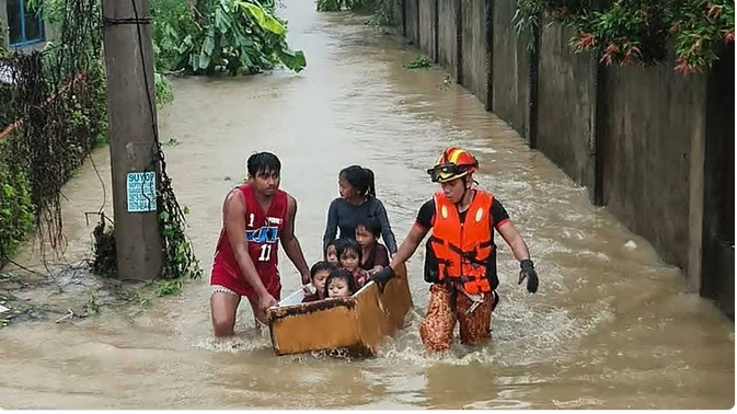 ارتفاع حصيلة ضحايا إعصار كالمايغي في الفلبين إلى 66 قتيلًا 1 5555 66