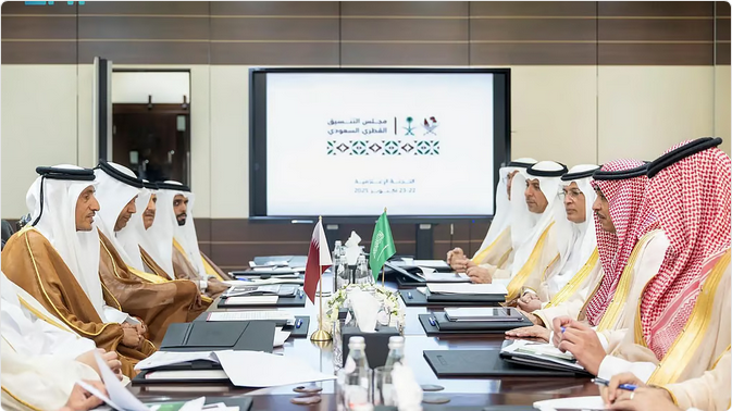 وزير الإعلام يزور قطر ويرأس الجانب السعودي في اجتماع اللجنة الإعلامية 1 66 110