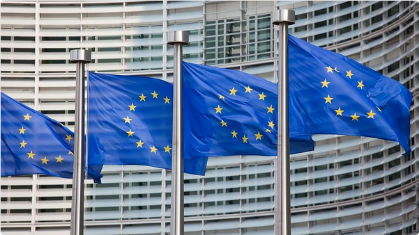 الاتحاد الأوروبي يبدأ بتطبيق قواعد جديدة على نماذج الذكاء الاصطناعي العامة 1 66 2 2