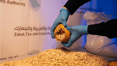 "زاتكا" تحبط تهريب أكثر من 300 ألف حبة كبتاجون عبر منفذي الحديثة وجسر الملك فهد 3 7 339