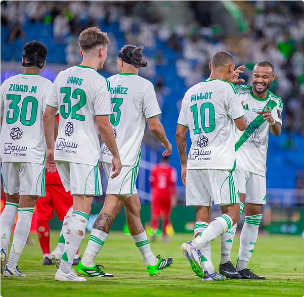 الأهلي يكتسح العربي بخماسية في كأس الملك 1 7 341