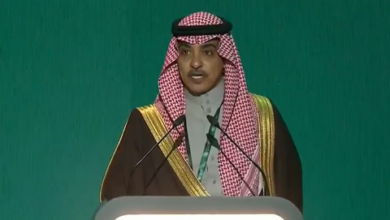 وزير الإعلام يطلق 12 مبادرة في افتتاح المنتدى السعودي للإعلام 2026 9 77 141