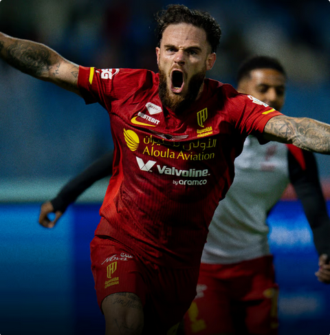 رأسية "نانديز" في الوقت القاتل تدفع بالقادسية إلى المربع الذهبي على حساب نيوم 1 77 2 16