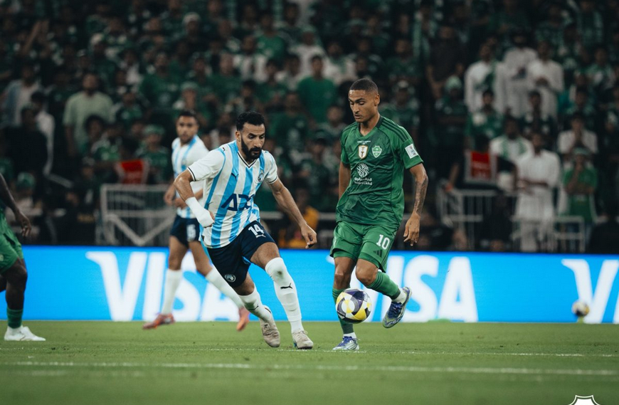 بيراميدز يفرض سيطرته ويُتوج بلقب "كأس القارات" على حساب الأهلي 1 77 2 5