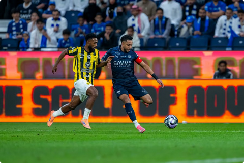 بـ "عشرة مقاتلين".. الاتحاد يفرمل الهلال في "المملكة أرينا" 1 777 144