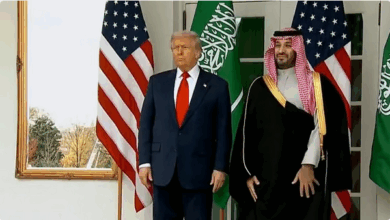 قبل التوجّه إلى المكتب البيضاوي..ولي العهد والرئيس الأميركي يلتقطان صورة تذكارية في البيت الأبيض 6 777 2 6