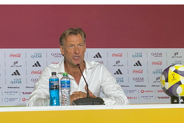 "مدرب الأخضر" يكشف سبب غضبه من عبد الله الحمدان 1 8 395