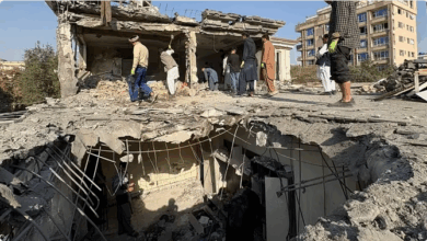 تمديد الهدنة بين كابل وإسلام آباد.. ومحادثات حاسمة في الدوحة بعد 37 قتيلاً. 6 88 128