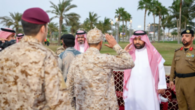 أمير جازان ونائبه يشاركان قادة ومنسوبي القطاعات الأمنية إفطارهم الرمضاني بالميدان 4 88 3 4