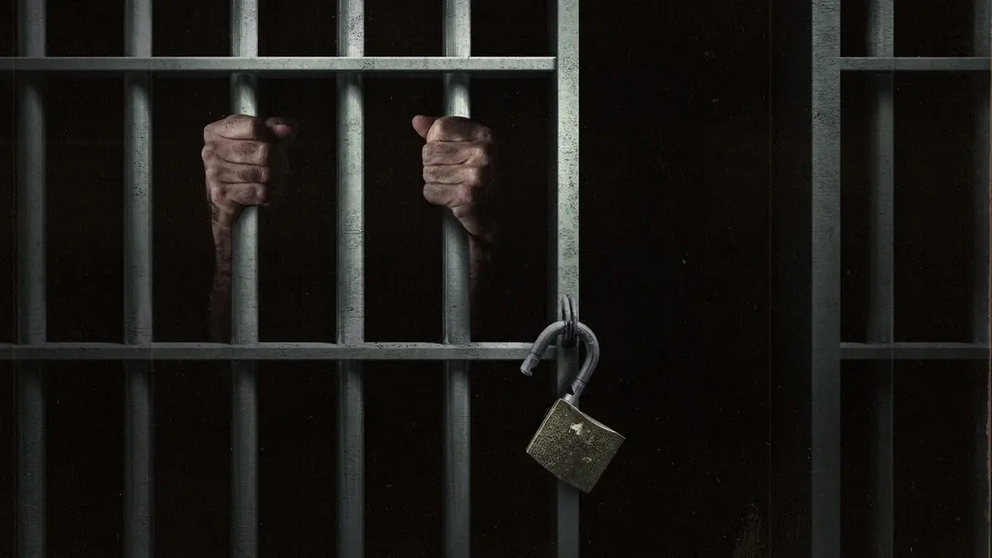 العدالة تنتصر: محكمة كويتية تسجن خليجيين 7 سنوات وتغرمهما ضعف المبالغ المستولى عليها بتهمة تزوير الجنسية 1 888 111