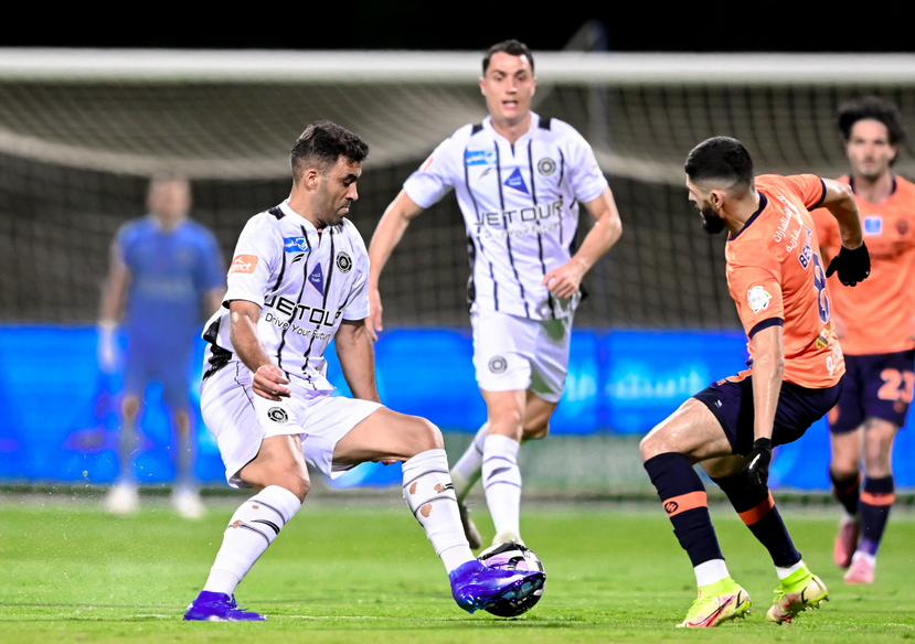 التعادل السلبي يسيطر على مواجهة الشباب والفيحاء في دوري روشن 1 888 93