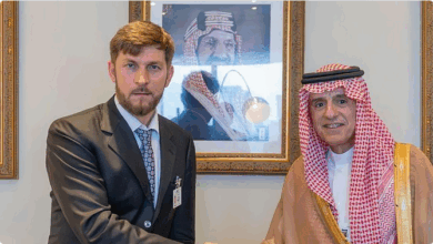 وزير الدولة للشؤون الخارجية يلتقي الممثل الخاص لرئيس روسيا الاتحادية لشؤون المناخ 10 888 96