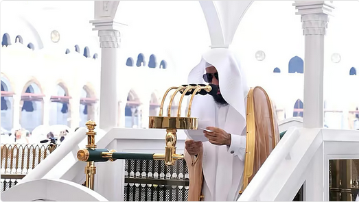 خطيب الحرم المكي: علِّقوا آمالكم بالله وحده وتحصنوا بكتابه وسنة نبيه 1 9 3 1