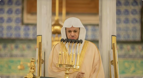 خطبة الجمعة بالمسجد النبوي تؤكد أن رمضان فرصة عظيمة للتوبة وتهذيب النفس بالطاعات 1 9 3 9