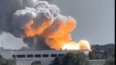 "حريق كيميائي ضخم في إنديانا: أوامر طوارئ للسكان بالبقاء في المنازل" 2 99 187